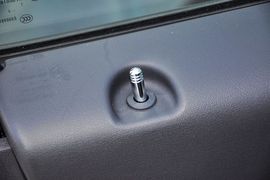 2013款Jeep指南者2.0L豪华版