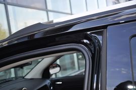 2013款Jeep指南者2.0L豪华版