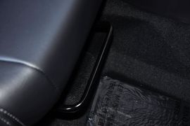 2013款Jeep指南者2.0L豪华版