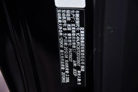 2013款Jeep自由客2.4L豪华导航版到店实拍