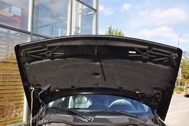 2013款Jeep自由客2.4L豪华导航版到店实拍