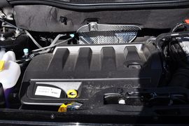 2013款Jeep自由客2.4L豪华导航版到店实拍