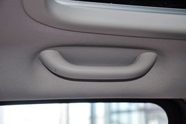 2013款Jeep自由客2.4L豪华导航版到店实拍