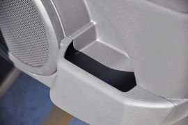 2013款Jeep指南者2.0L运动版到店实拍