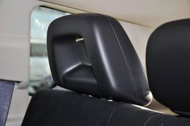 2013款Jeep指南者2.0L运动版到店实拍