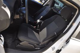 2013款Jeep指南者2.0L运动版到店实拍