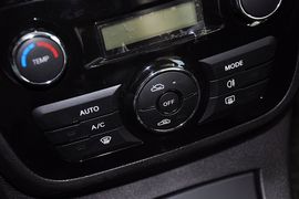 2012款江淮和悦1.8L自动公务豪华型