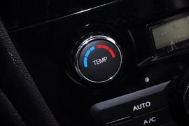 2012款江淮和悦1.8L自动公务豪华型