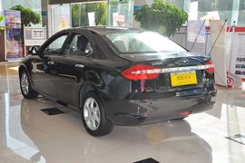 2012款江淮和悦1.8L自动公务豪华型