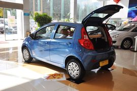 2012款江淮悦悦1.0L手动舒适型