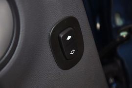 2012款江淮悦悦1.0L手动舒适型