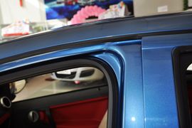 2012款江淮悦悦1.0L手动舒适型