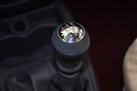 2012款江淮悦悦1.0L手动舒适型