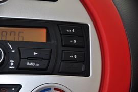 2012款江淮悦悦1.0L手动舒适型