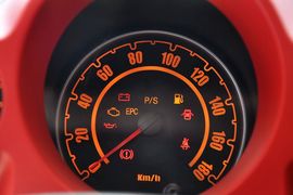 2012款江淮悦悦1.0L手动舒适型