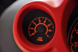 2012款江淮悦悦1.0L手动舒适型