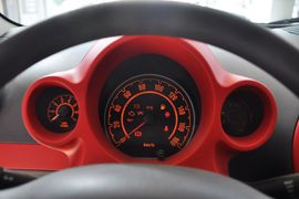 2012款江淮悦悦1.0L手动舒适型