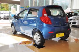 2012款江淮悦悦1.0L手动舒适型