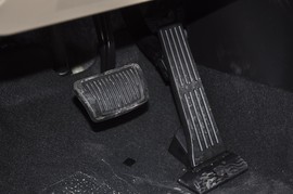 2013款起亚索兰托2.4L舒适版7座