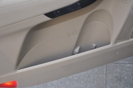 2013款起亚索兰托2.4L舒适版7座