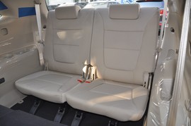2013款起亚索兰托2.4L舒适版7座
