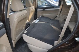 2013款起亚索兰托2.4L舒适版7座