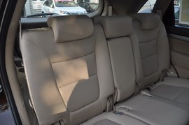 2013款起亚索兰托2.4L舒适版7座