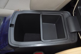 2013款起亚索兰托2.4L舒适版7座