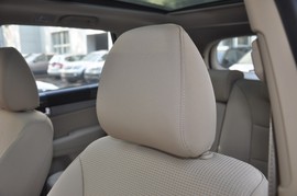 2013款起亚索兰托2.4L舒适版7座