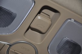 2013款起亚索兰托2.4L舒适版7座