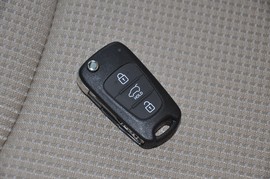 2013款起亚索兰托2.4L舒适版7座