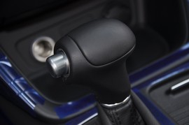 2013款起亚索兰托2.4L舒适版7座