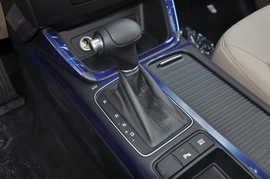 2013款起亚索兰托2.4L舒适版7座