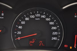2013款起亚索兰托2.4L舒适版7座