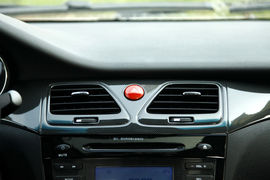 测试2012款江淮和悦1.5L手动尊逸运动型