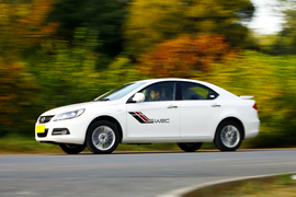 测试2012款江淮和悦1.5L手动尊逸运动型