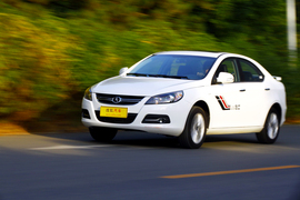 测试2012款江淮和悦1.5L手动尊逸运动型