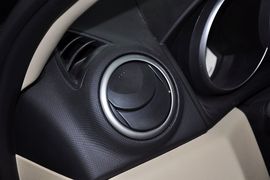 2012款马自达3经典1.6L手动特惠版