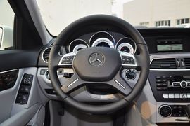 2013款奔驰C260优雅型到店实拍