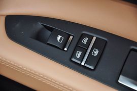 2013款宝马740Li豪华型