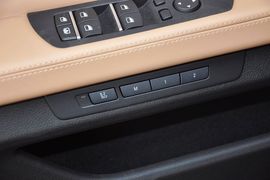 2013款宝马740Li豪华型