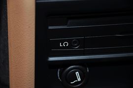 2013款宝马740Li豪华型