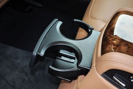2013款宝马740Li豪华型