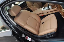 2013款宝马740Li豪华型