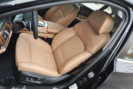 2013款宝马740Li豪华型