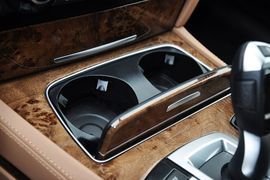 2013款宝马740Li豪华型