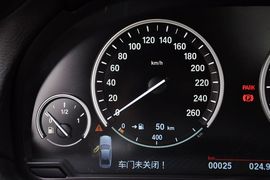 2013款宝马740Li豪华型