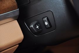 2013款宝马740Li豪华型