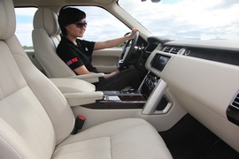 全新路虎揽胜海外试驾