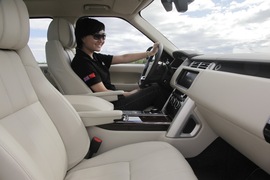 全新路虎揽胜海外试驾